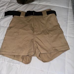 Buckle up Cargo Shorts